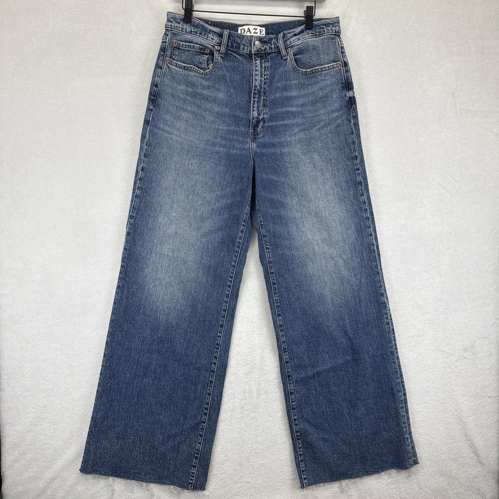 Daze Far Out High Rise Wide Leg Raw‎ Hem Denim Jeans Size 31